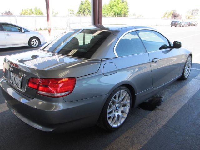 BMW 3 series 2010 photo 1