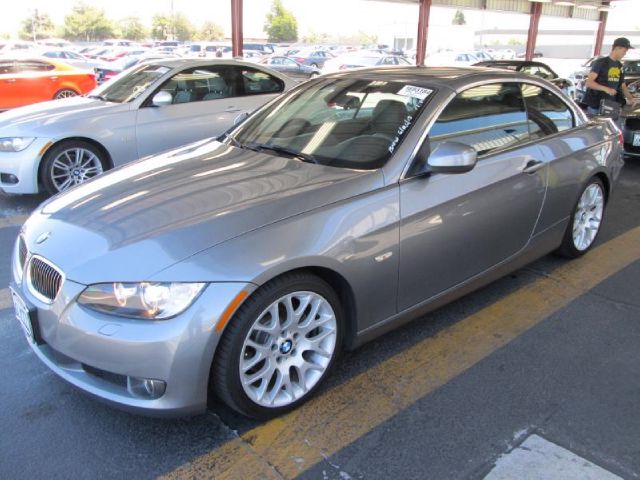 BMW 3 series 2010 photo 2