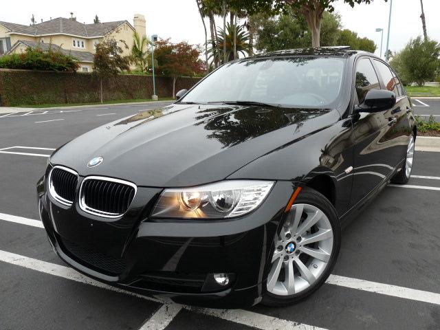 BMW 3 series 2010 photo 2