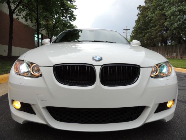 BMW 3 series 2010 photo 28