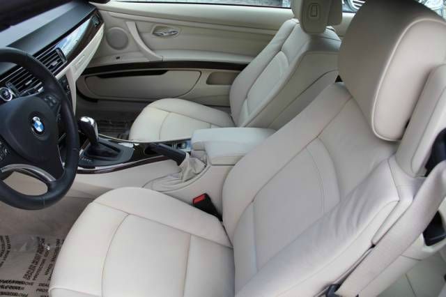 BMW 3 series 2010 photo 1