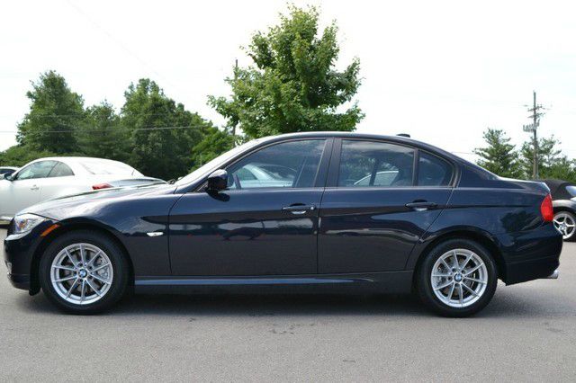 BMW 3 series 2010 photo 3