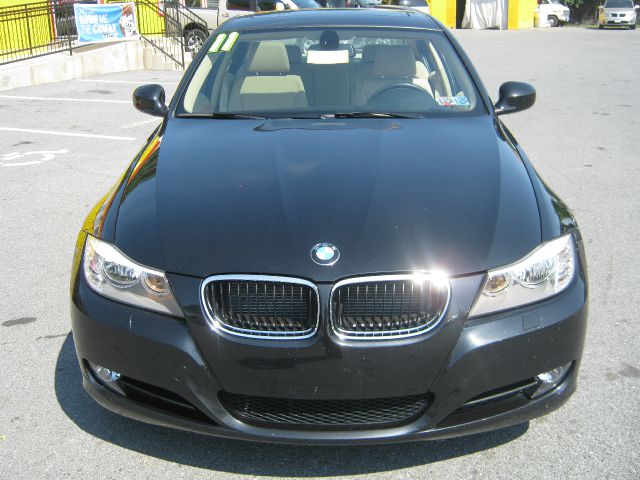 BMW 3 series 2011 photo 32