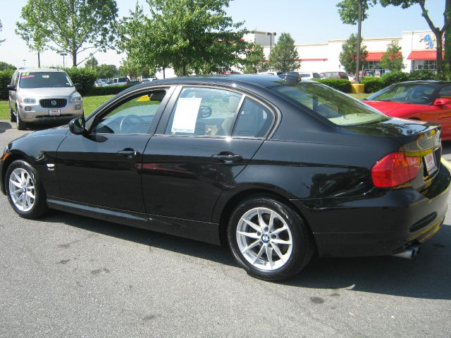 BMW 3 series 2011 photo 33