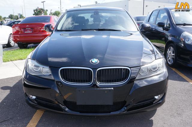 BMW 3 series 2011 photo 1