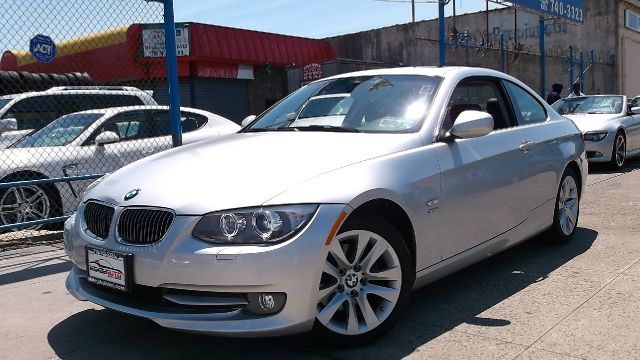 BMW 3 series 2011 photo 4