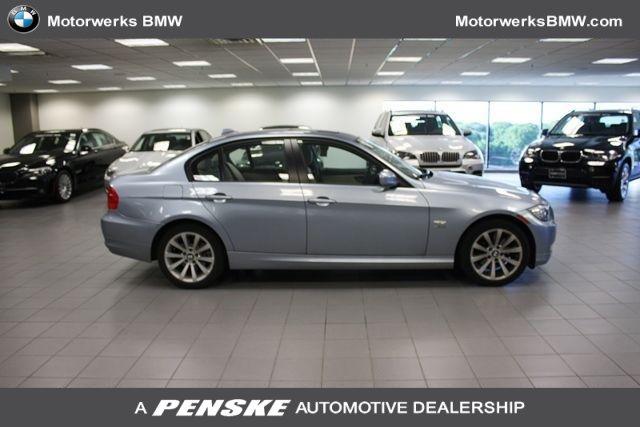 BMW 3 series 2011 photo 3