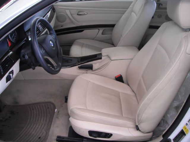 BMW 3 series 2011 photo 1