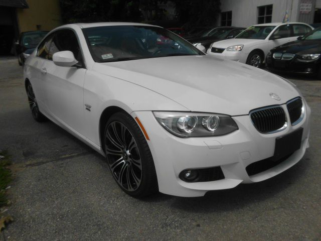 BMW 3 series 2011 photo 3