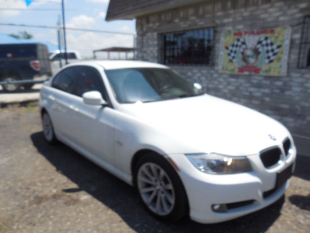 BMW 3 series 2011 photo 2