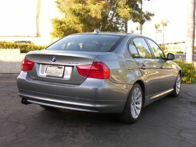 BMW 3 series 2011 photo 19