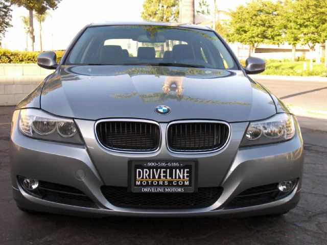 BMW 3 series 2011 photo 21