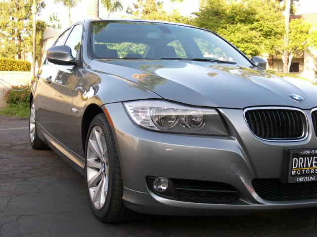 BMW 3 series 2011 photo 23