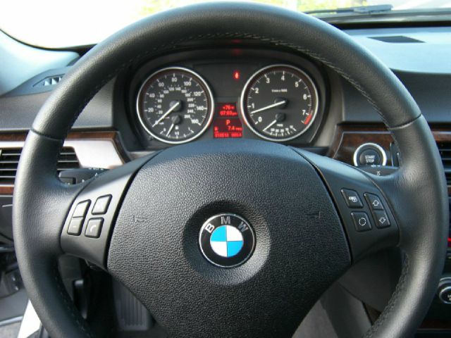 BMW 3 series 2011 photo 7