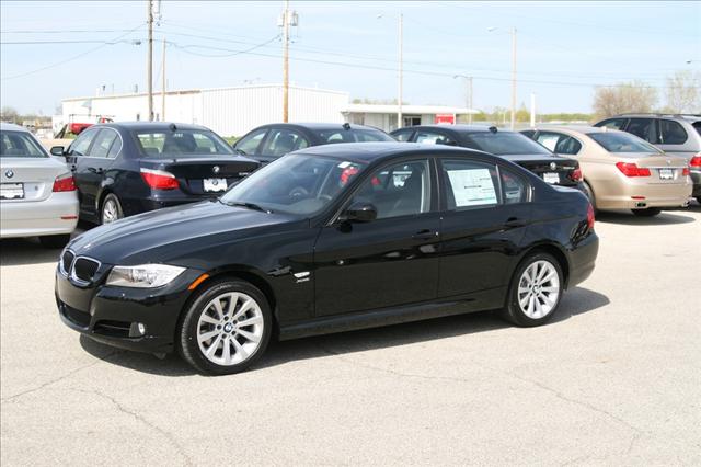 BMW 3 series 2011 photo 2