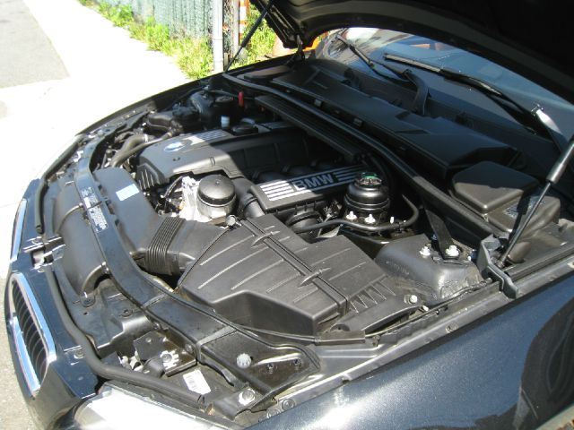 BMW 3 series 2011 photo 3