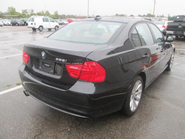 BMW 3 series LX FWD Sedan Sedan