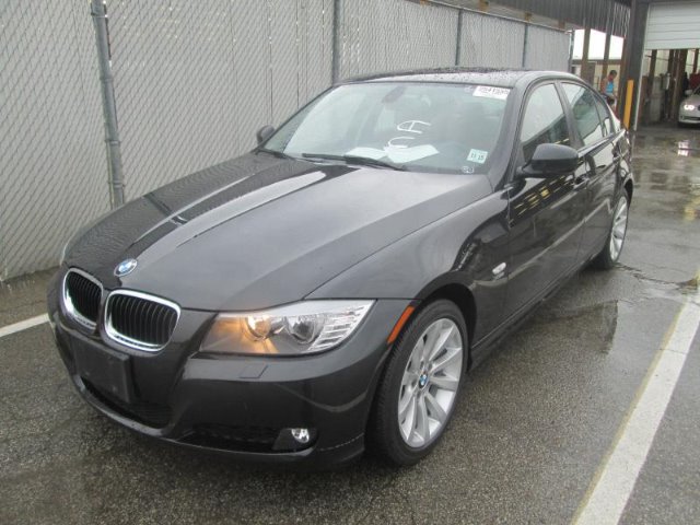 BMW 3 series 2011 photo 1