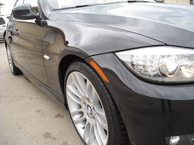 BMW 3 series 2011 photo 2