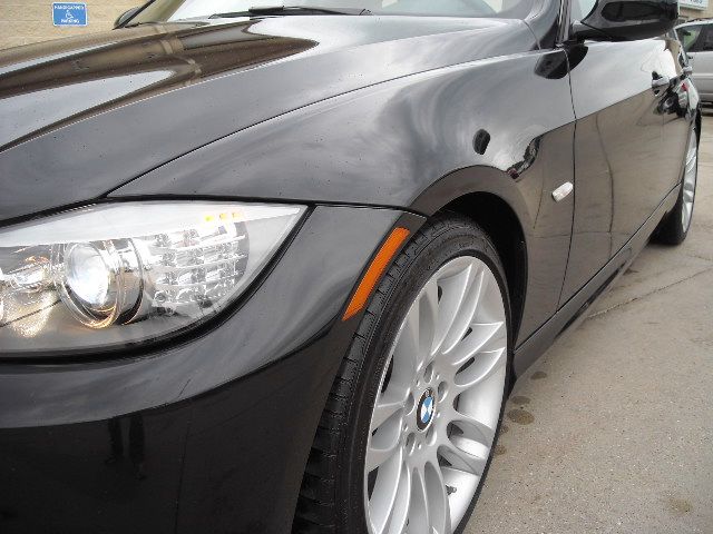 BMW 3 series 2011 photo 20