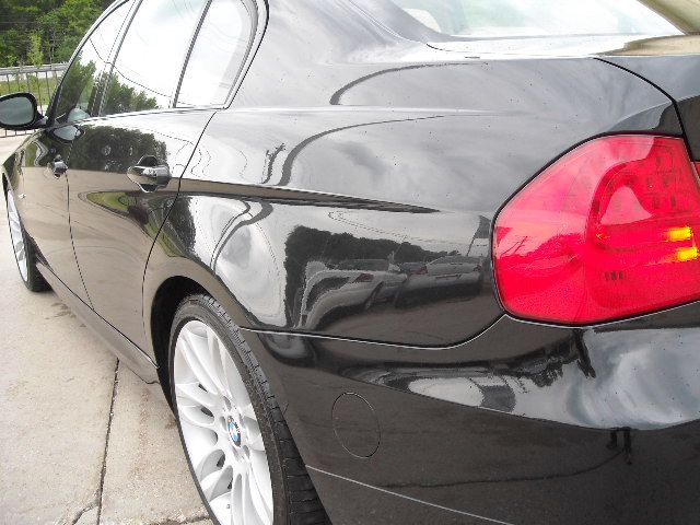 BMW 3 series 2011 photo 21