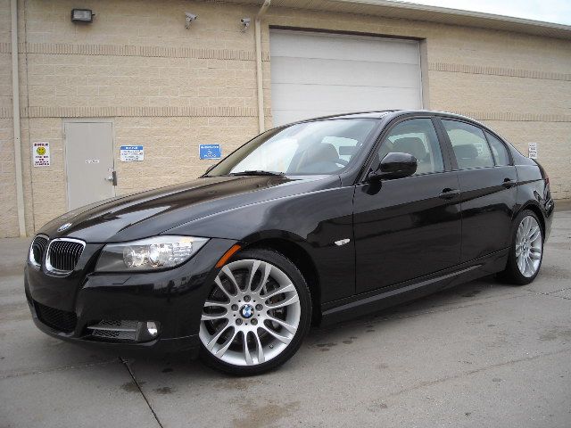 BMW 3 series 2011 photo 3