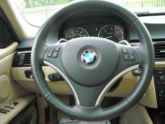 BMW 3 series 2011 photo 5