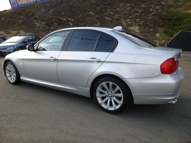 BMW 3 series 2011 photo 7