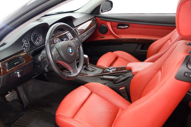 BMW 3 series 2011 photo 24