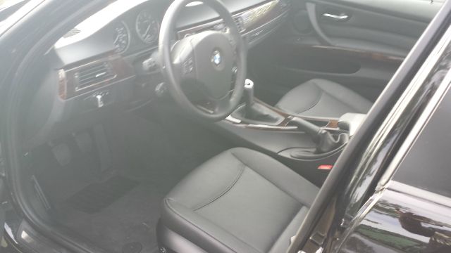 BMW 3 series 2011 photo 4