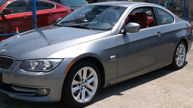 BMW 3 series 2011 photo 4