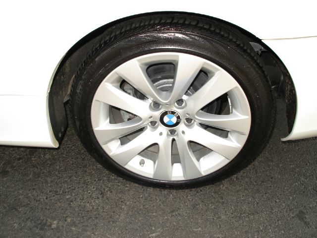 BMW 3 series 2011 photo 7