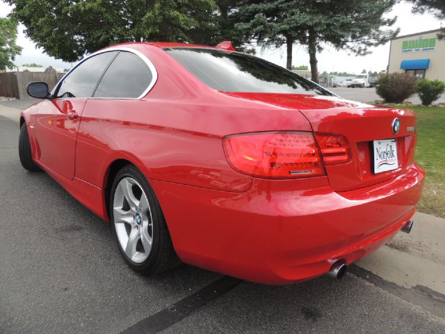 BMW 3 series 2011 photo 3