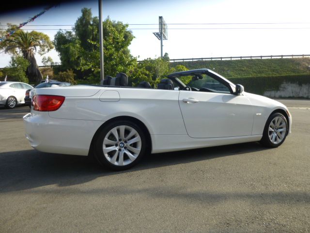 BMW 3 series 2012 photo 25