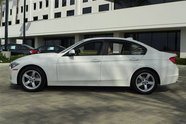 BMW 3 series 2012 photo 4