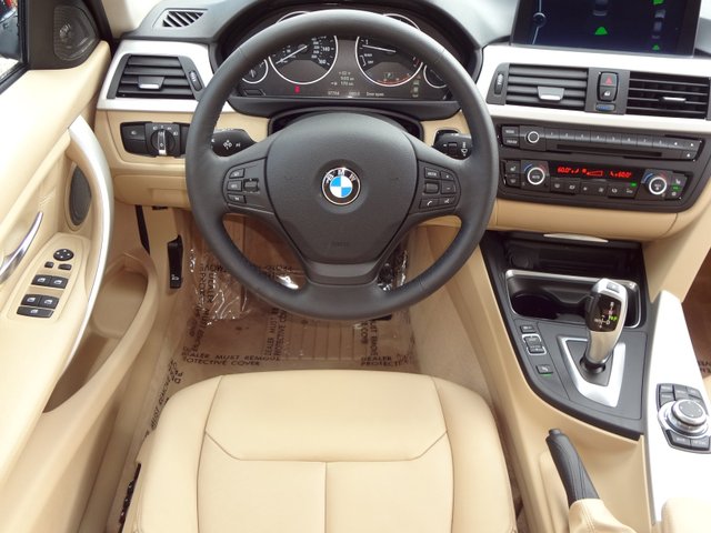 BMW 3 series 2012 photo 4