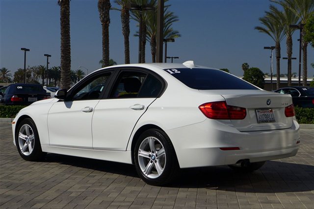 BMW 3 series 2012 photo 1