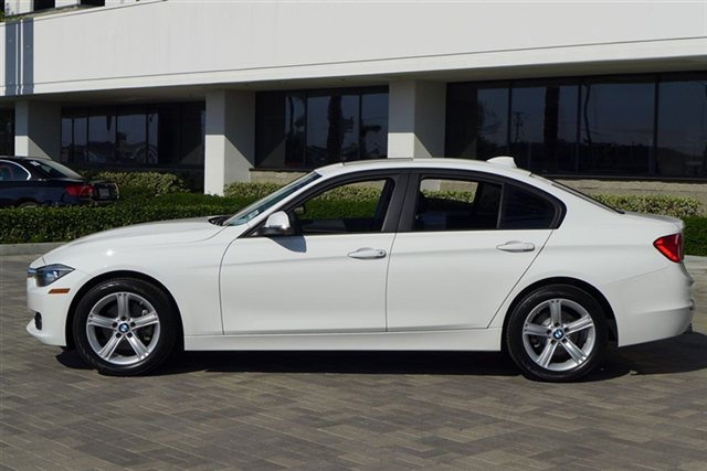 BMW 3 series 2012 photo 4