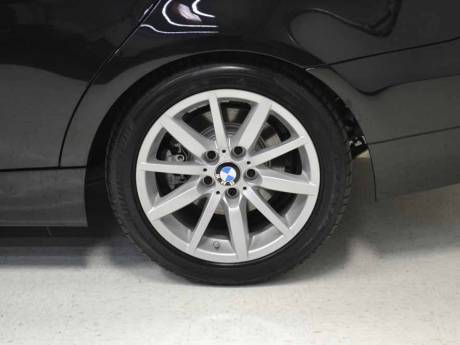 BMW 3 series 2012 photo 2