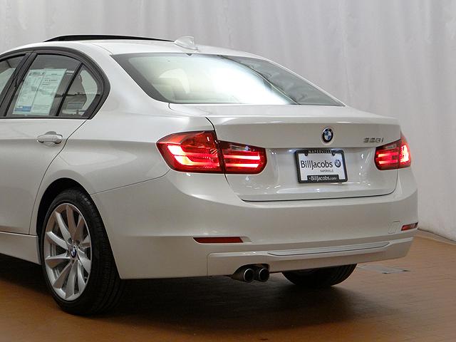 BMW 3 series 2012 photo 3