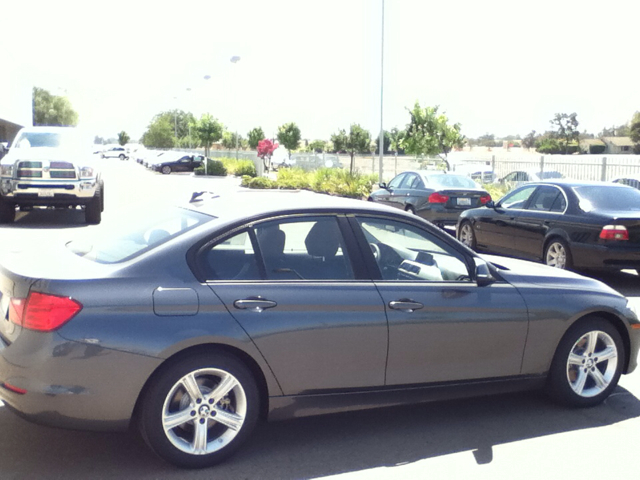 BMW 3 series 2013 photo 1