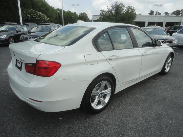 BMW 3 series 2013 photo 1