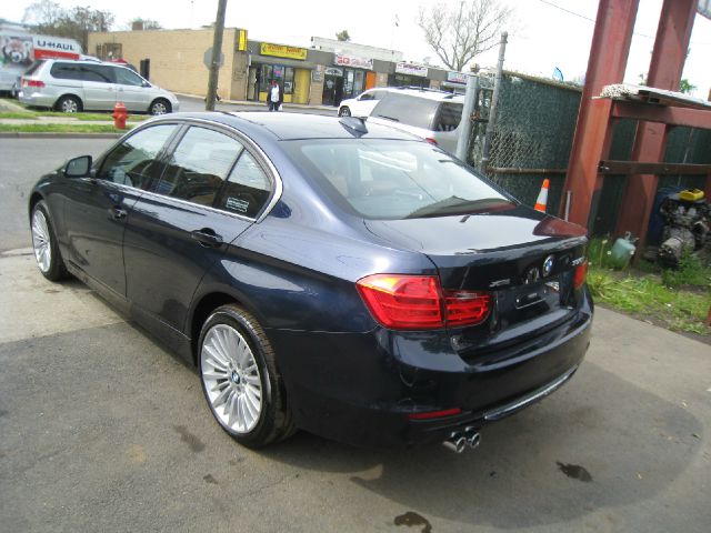 BMW 3 series 2013 photo 10