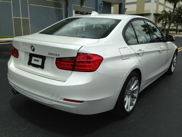 BMW 3 series 2013 photo 109