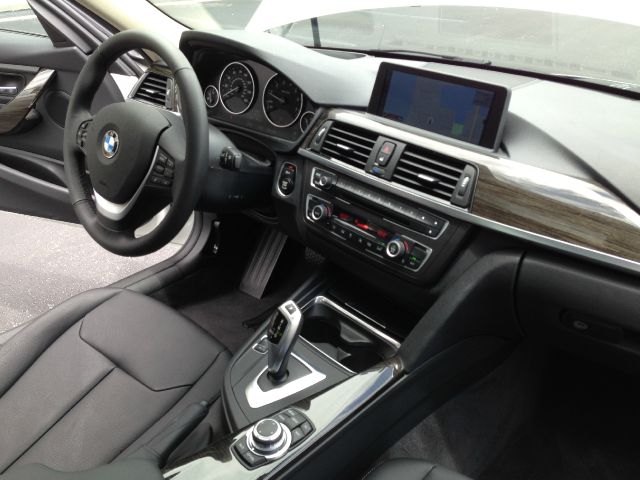 BMW 3 series 2013 photo 27