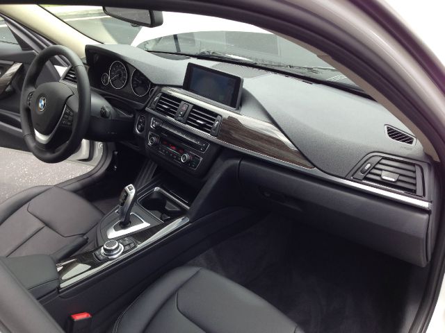 BMW 3 series 2013 photo 97