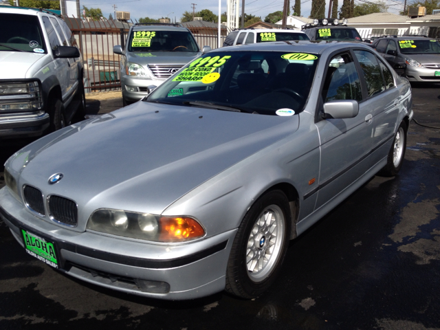 BMW 5-Series 2000 photo 1