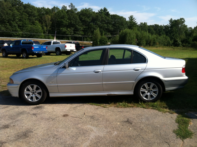 BMW 5-Series 2002 photo 1