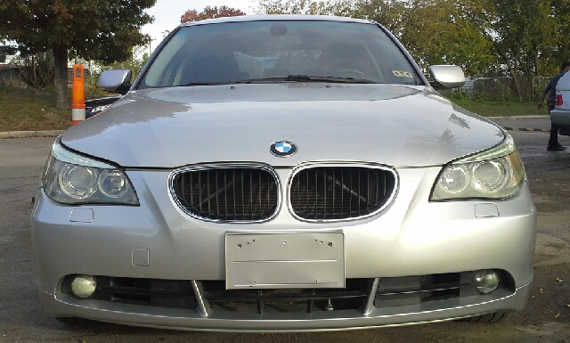 BMW 5-Series 2004 photo 3