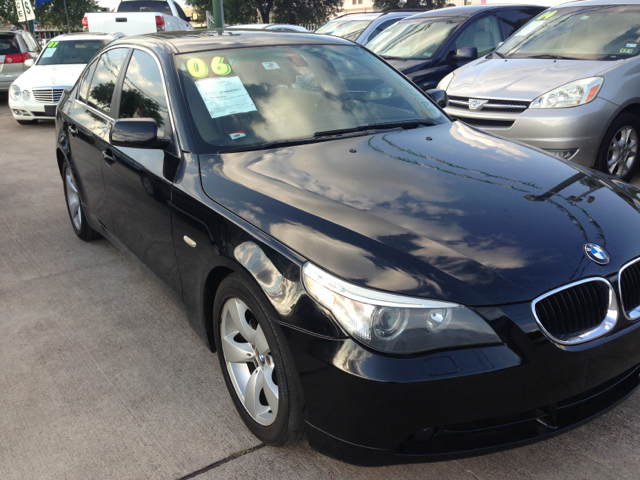 BMW 5-Series 2006 photo 6